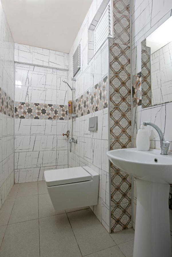 Gvar Apart Otel Antalia Esterno foto